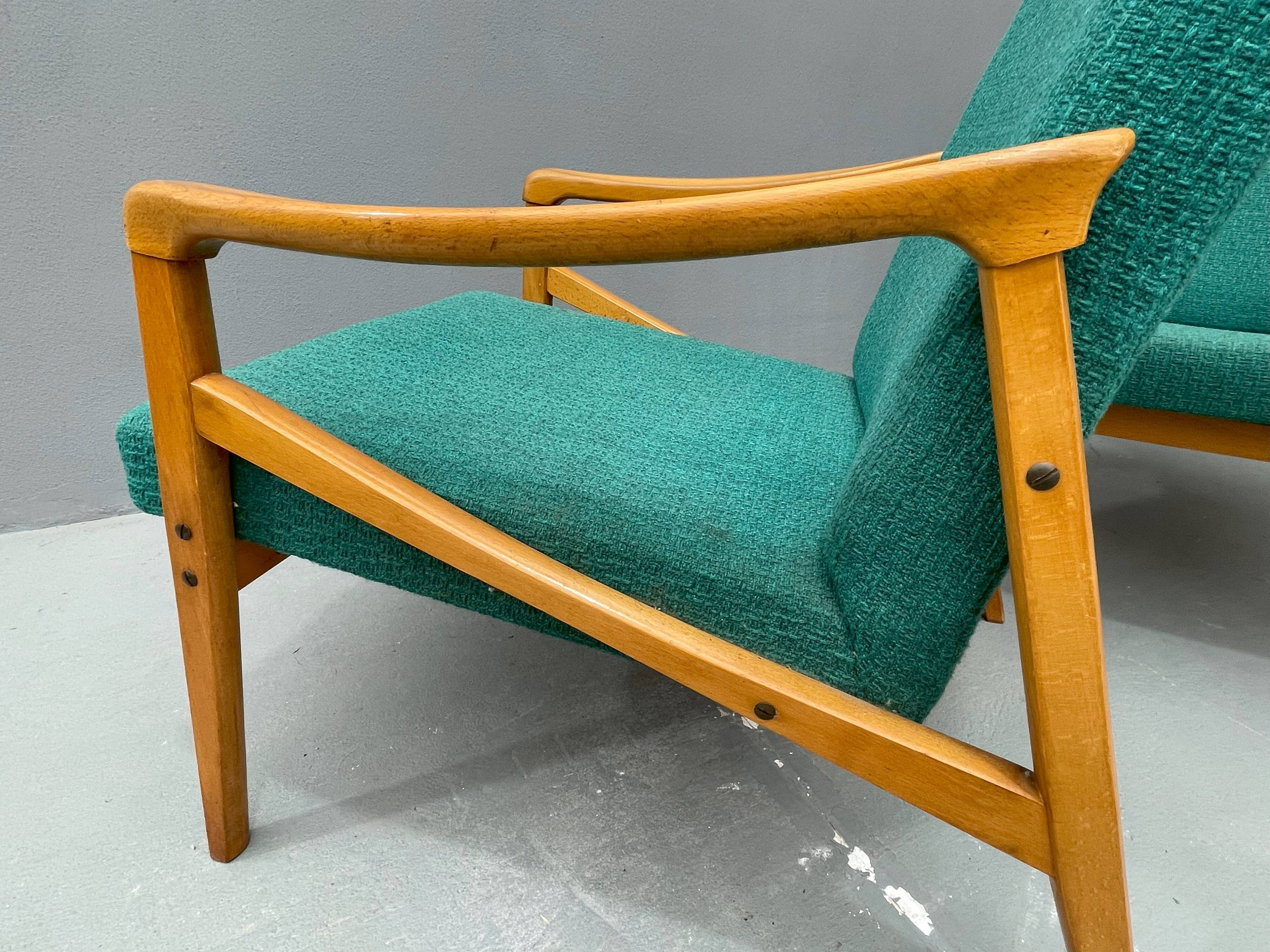 Paire de fauteuils vintage par Jiří Jiroutek pour Interiér Praha, 1960
