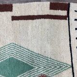 Tapis beni ouarin fait main traditionnelle taille 150 x 250 cm