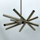 Mid-Century Modern 12 lumières Lustre en laiton par Stilnovo. Italie des années 1960