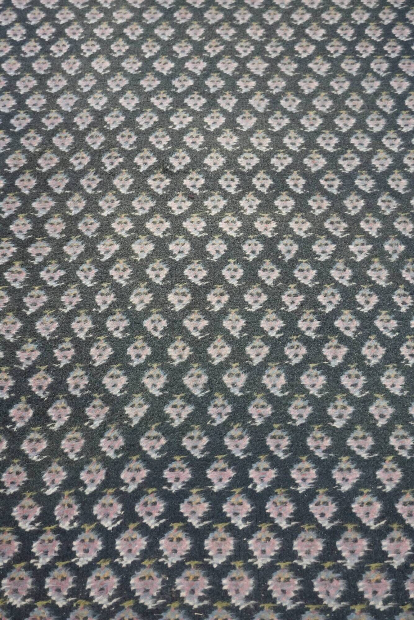 Beautiful vintage oriental rug with mainly blue colours 195x147cm
