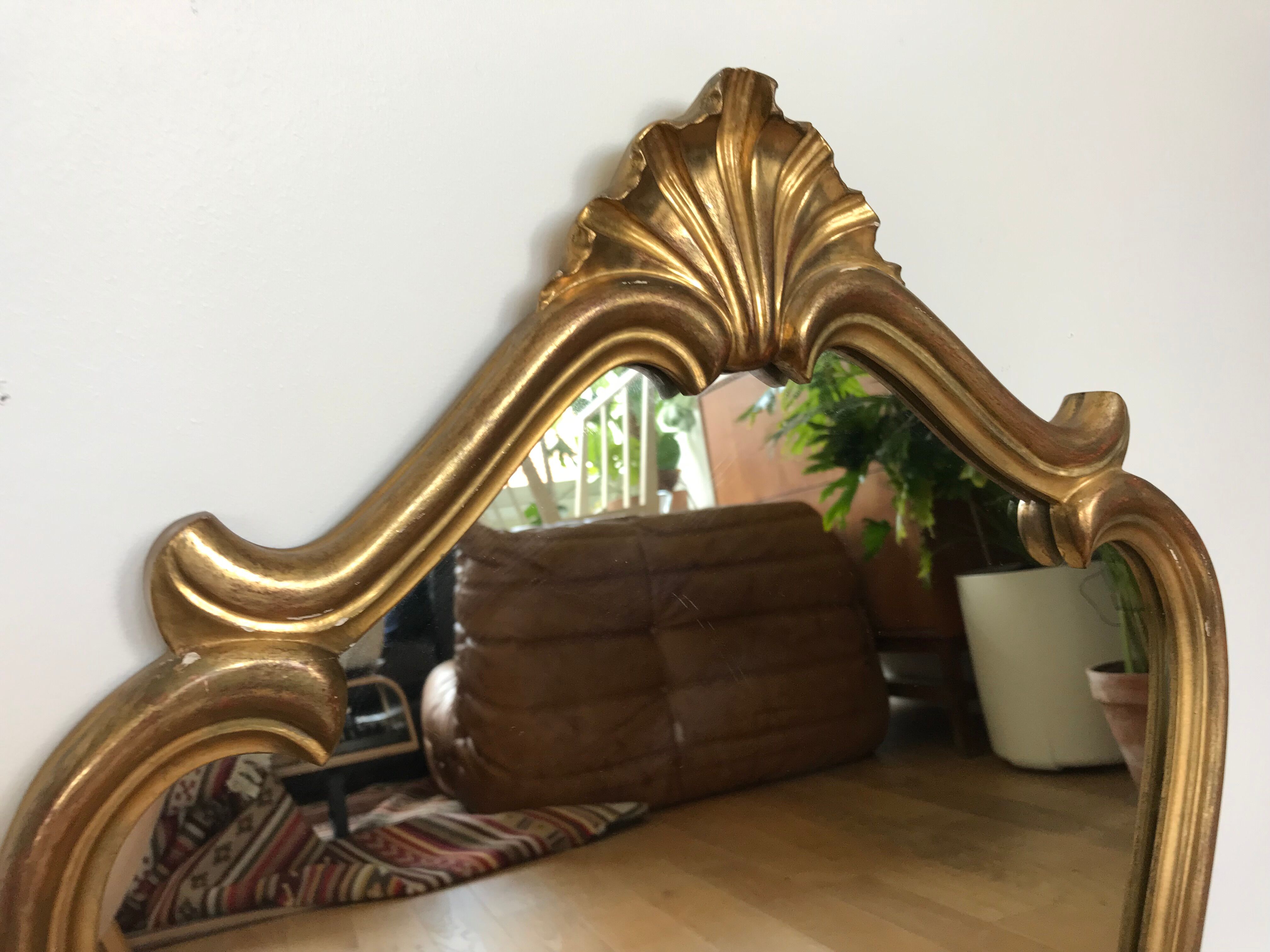 Classic mirror gilded 70 x 50 cm