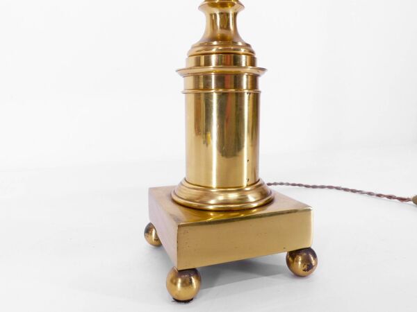 Lampe colonne néoclassique de style Directoire en laiton - 1970