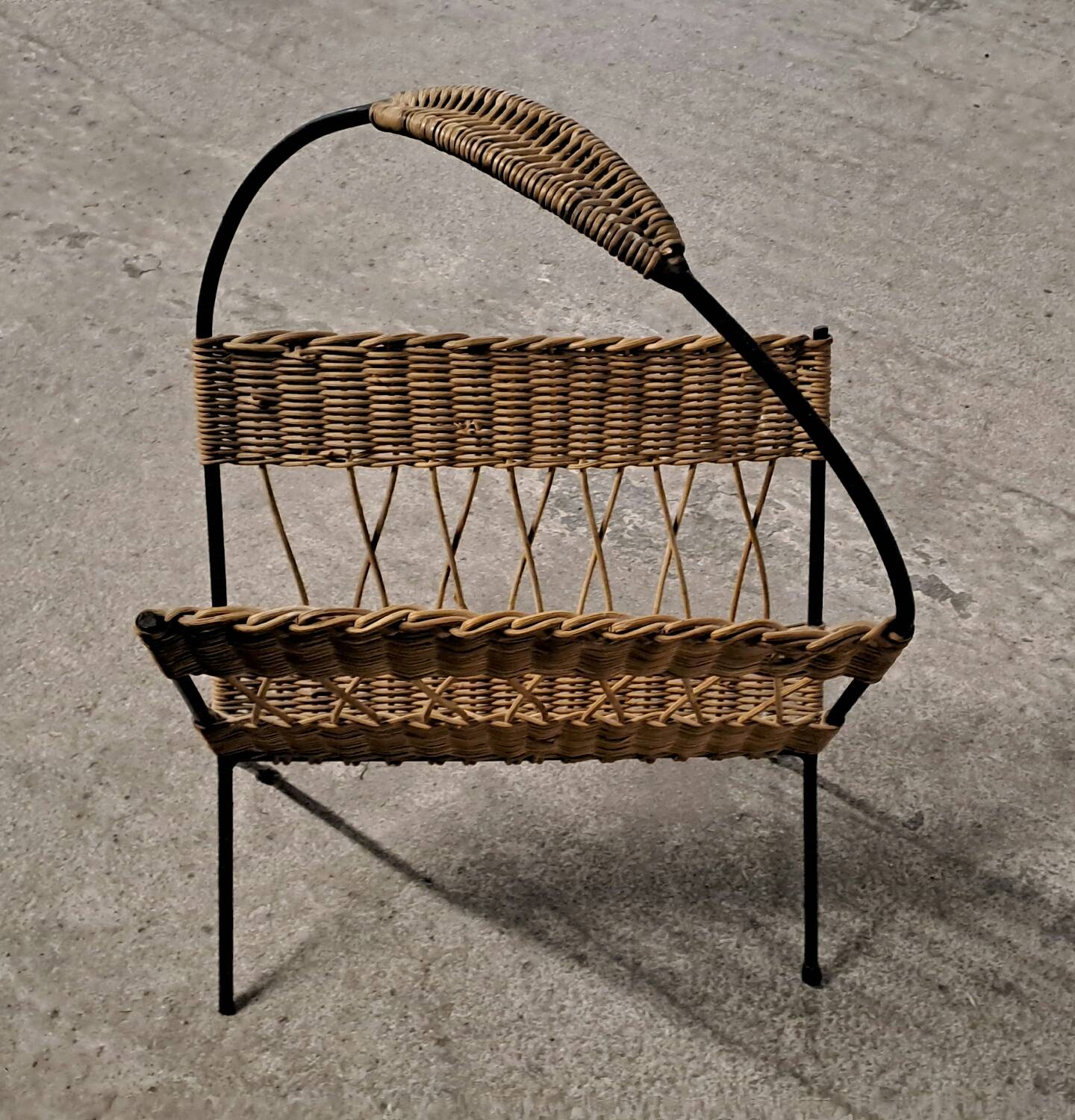 Wicker magazine rack