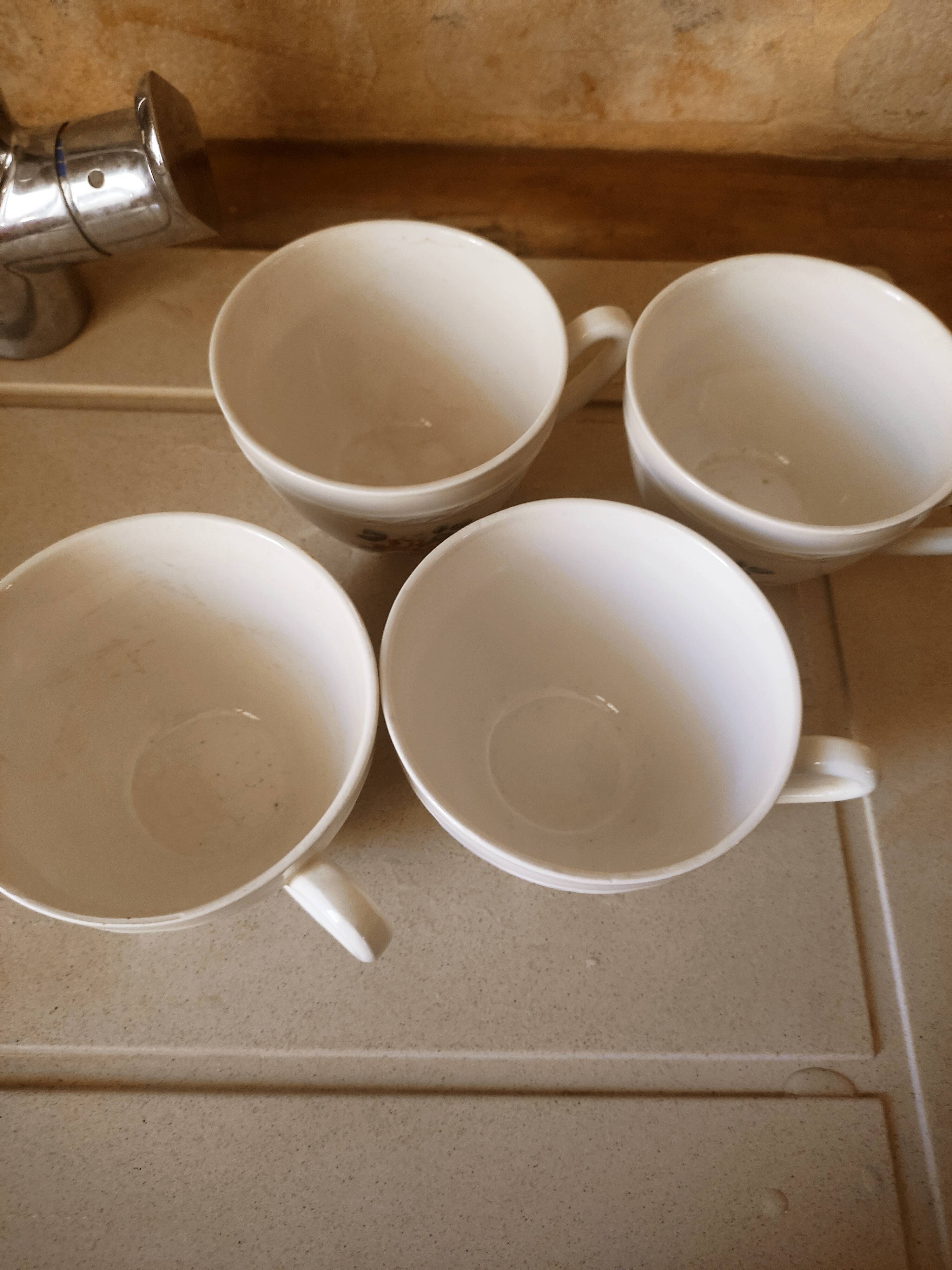 Set of 4 earthenware chocolate cups