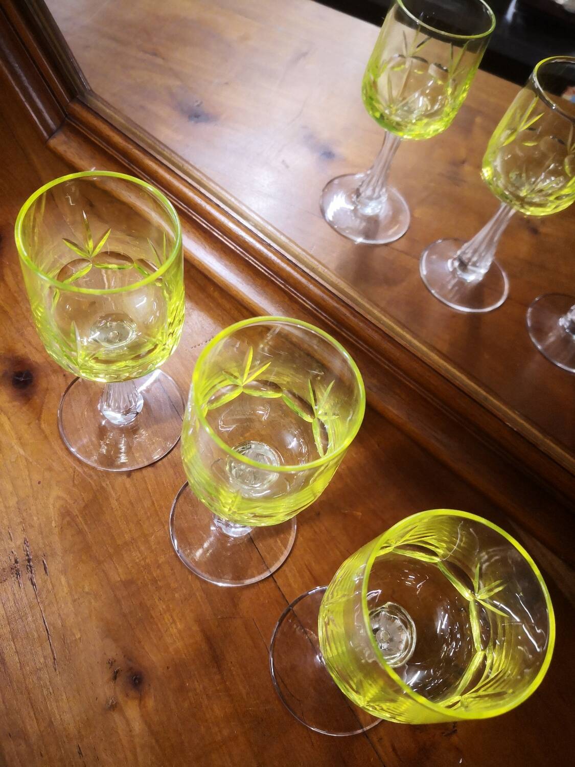 Set of 3 uraline glasses