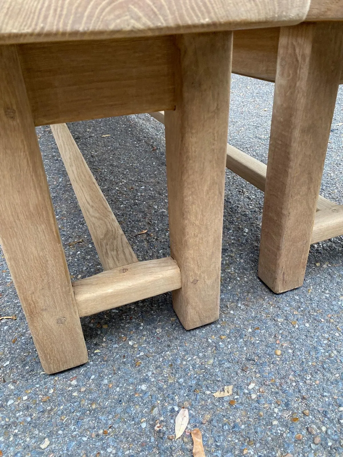 2 stripped farmhouse benches in solid oak, 1970, 175cm.