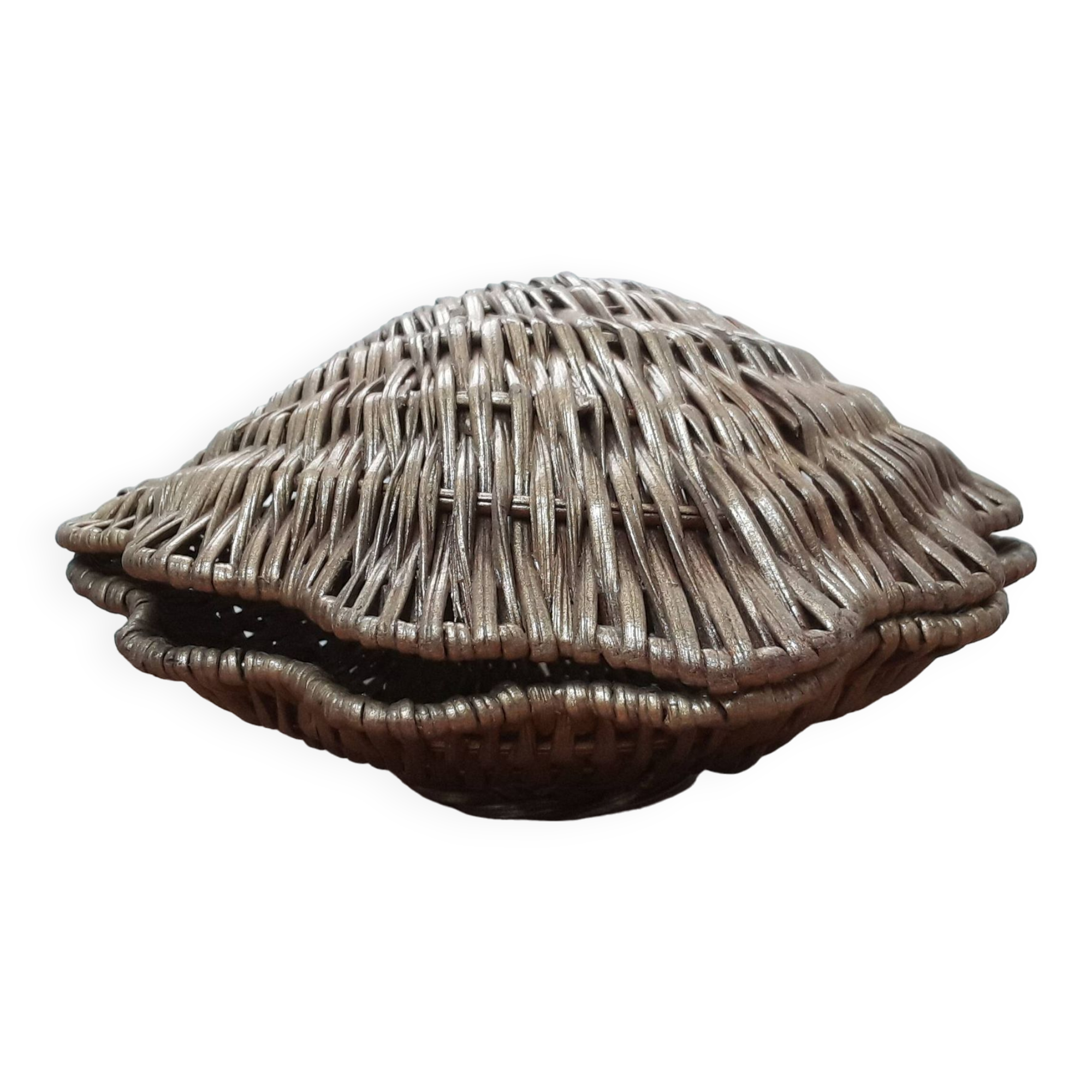 Vintage rattan shell box basket from the 1980s
