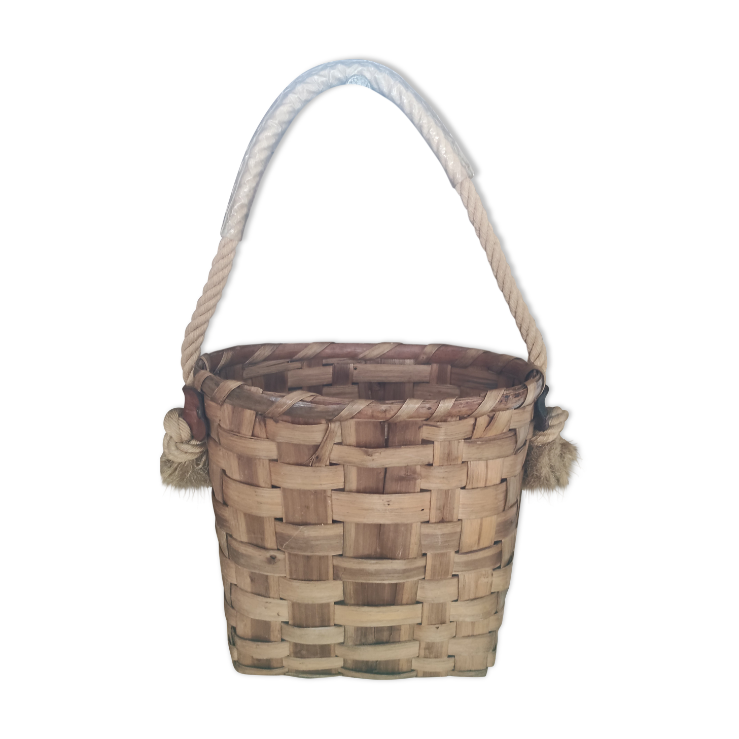 Basket or bag to put or hang leather, rope, brass and rattan