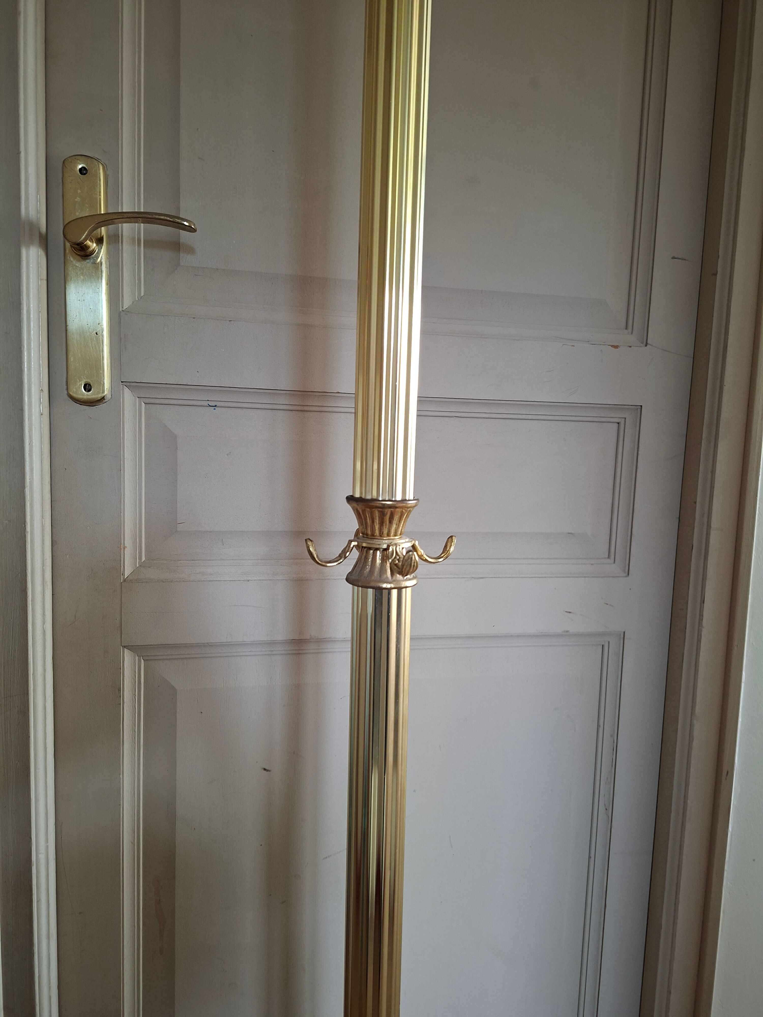 Golden parrot coat rack