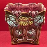 Barbotine flower pot with cyclamen floral decoration - Onnaing - Height 16 cm