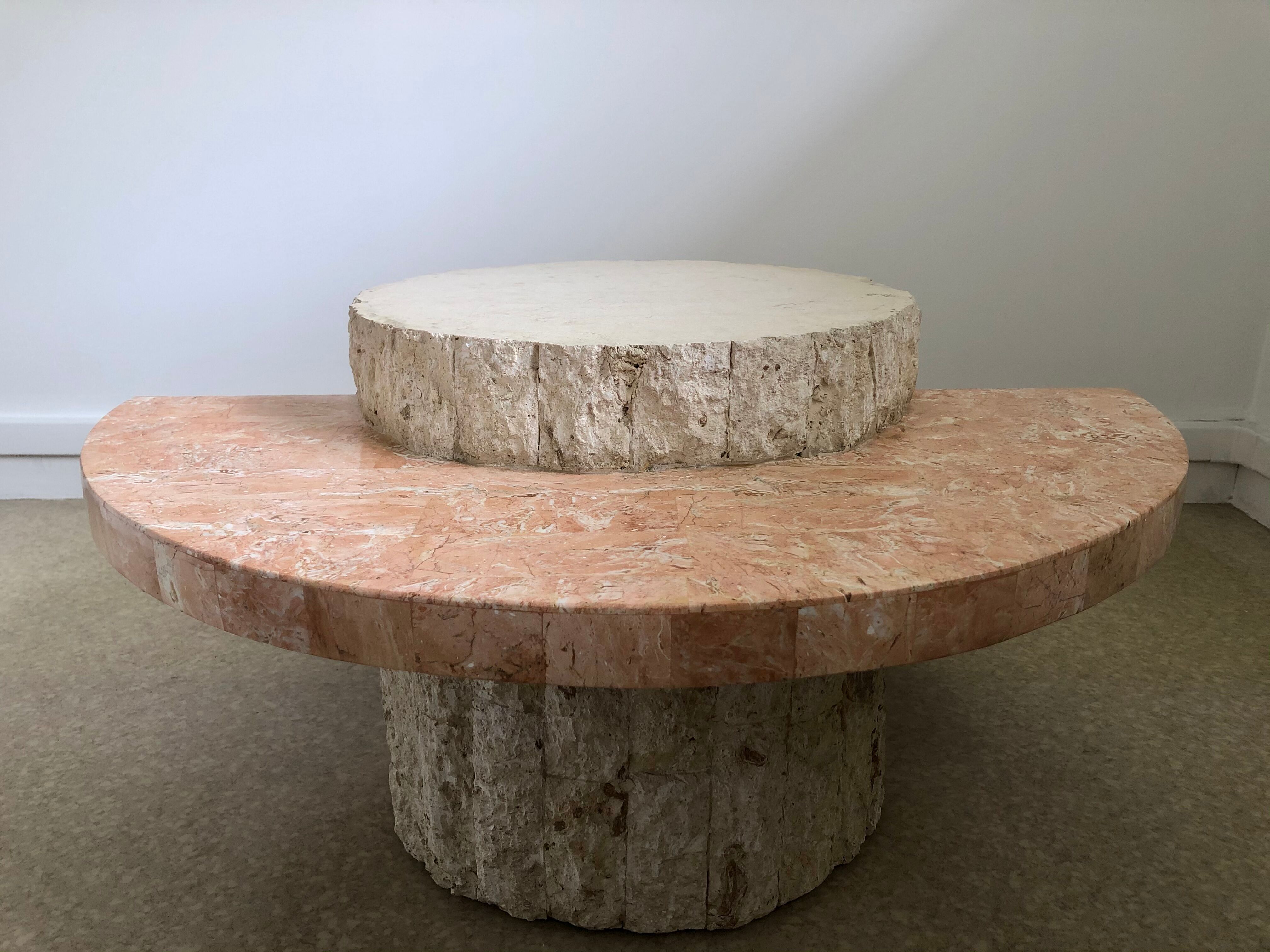 Black-pitched coffee table and faux marble tackle, Italy, 1970