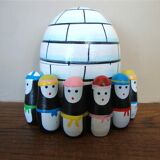 Wooden igloo and 6 little penguins