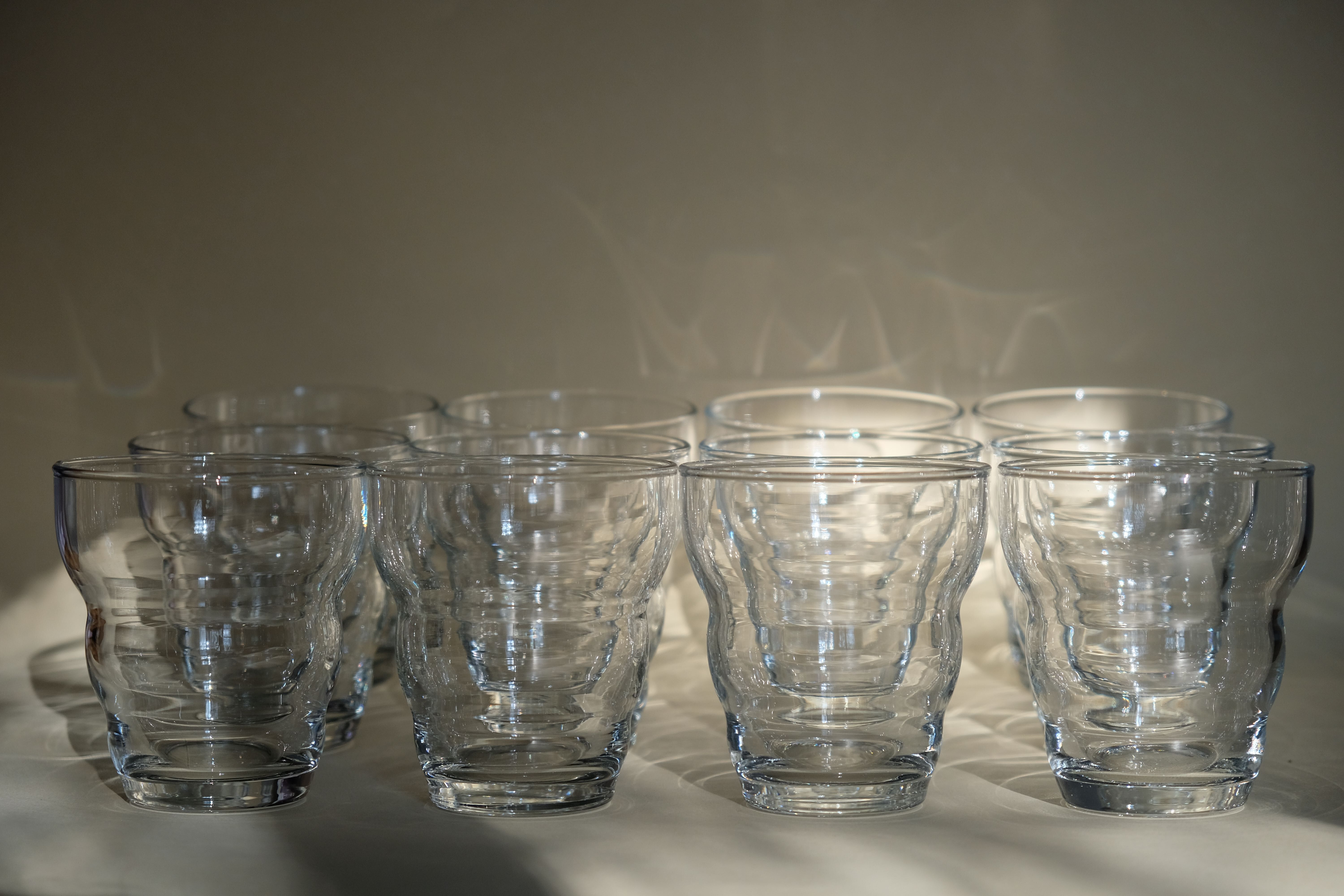 Ensemble de 12 verres à eau gobelets anciens soufflés bouche