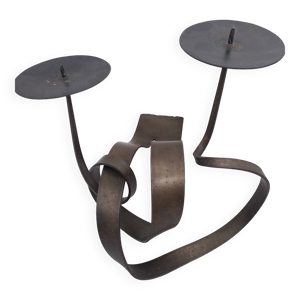 Bougeoir brutaliste en - effet