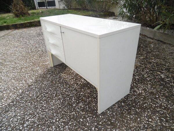 Commode Raymond Loewy