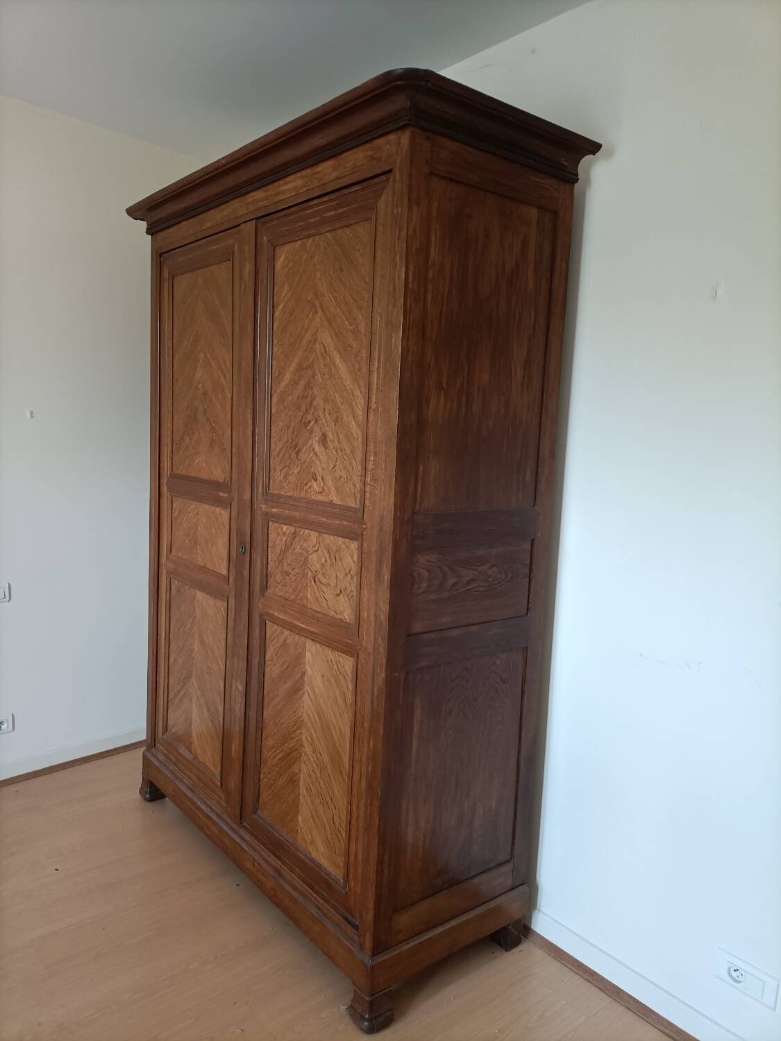 Louis Philippe oak wardrobe