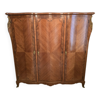 Armoire ancienne en bois de rose