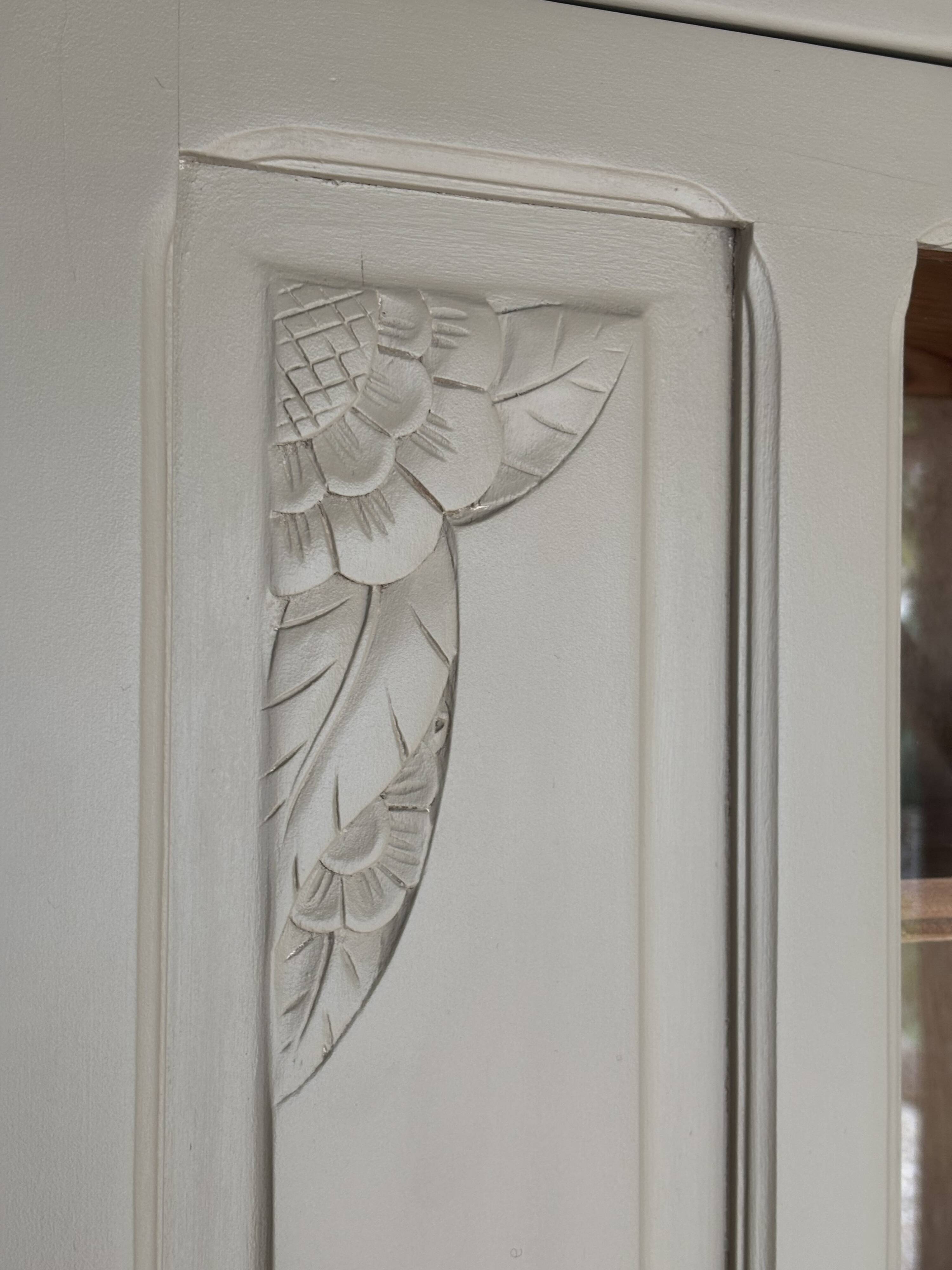 Art Deco glass cabinet