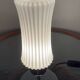 Lampe vintage en opaline et métal chromé 