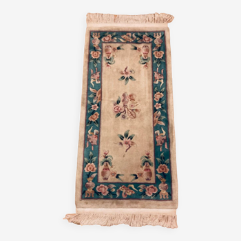 Tapis d’Asie en pure laine époque XXe motifs floraux  (tapis importé n*02)