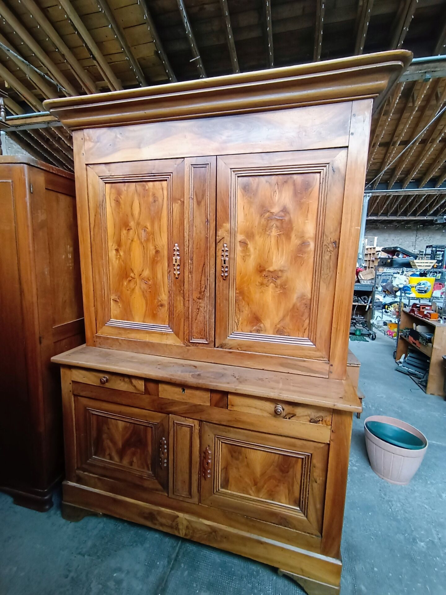 Old elm buffet