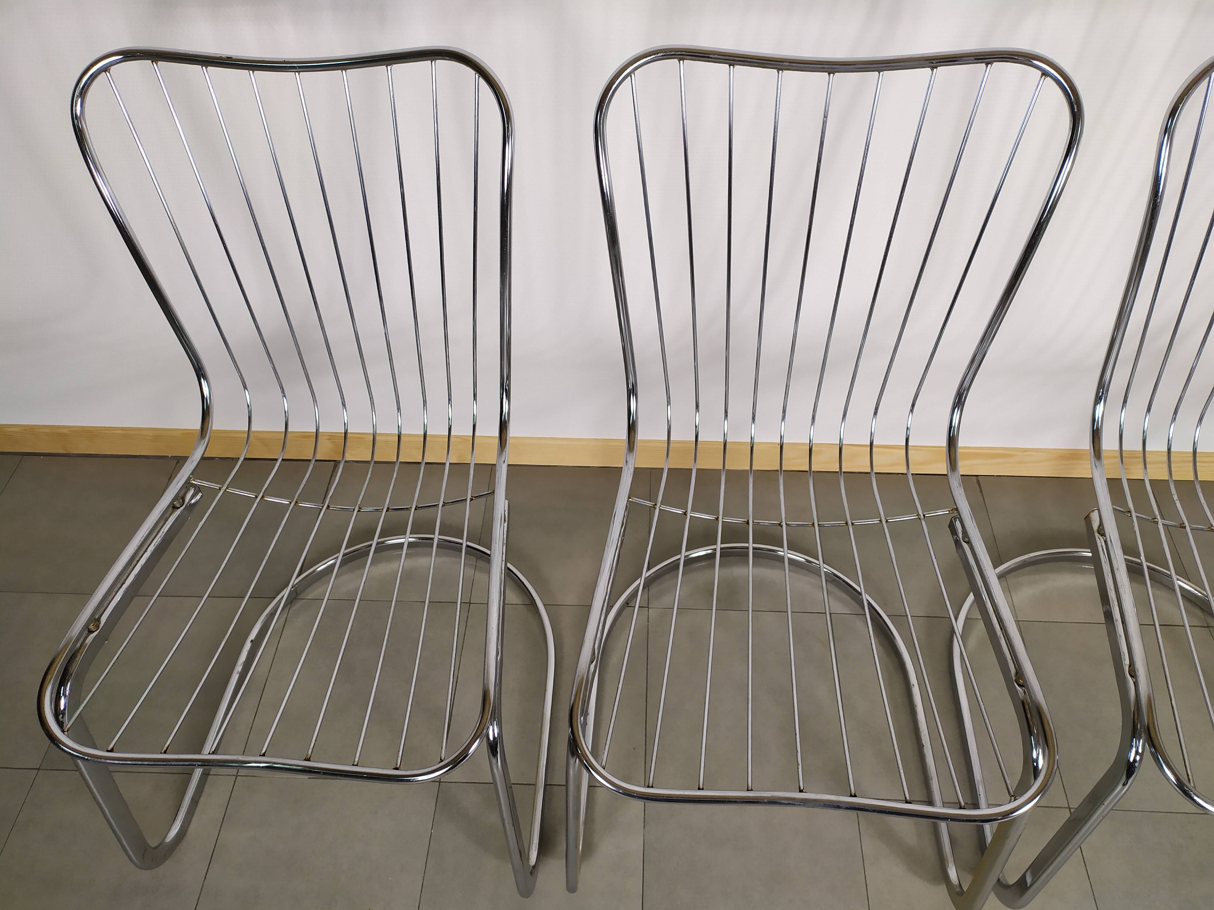 Lot de 4 chaise design en métal chromé années 70
