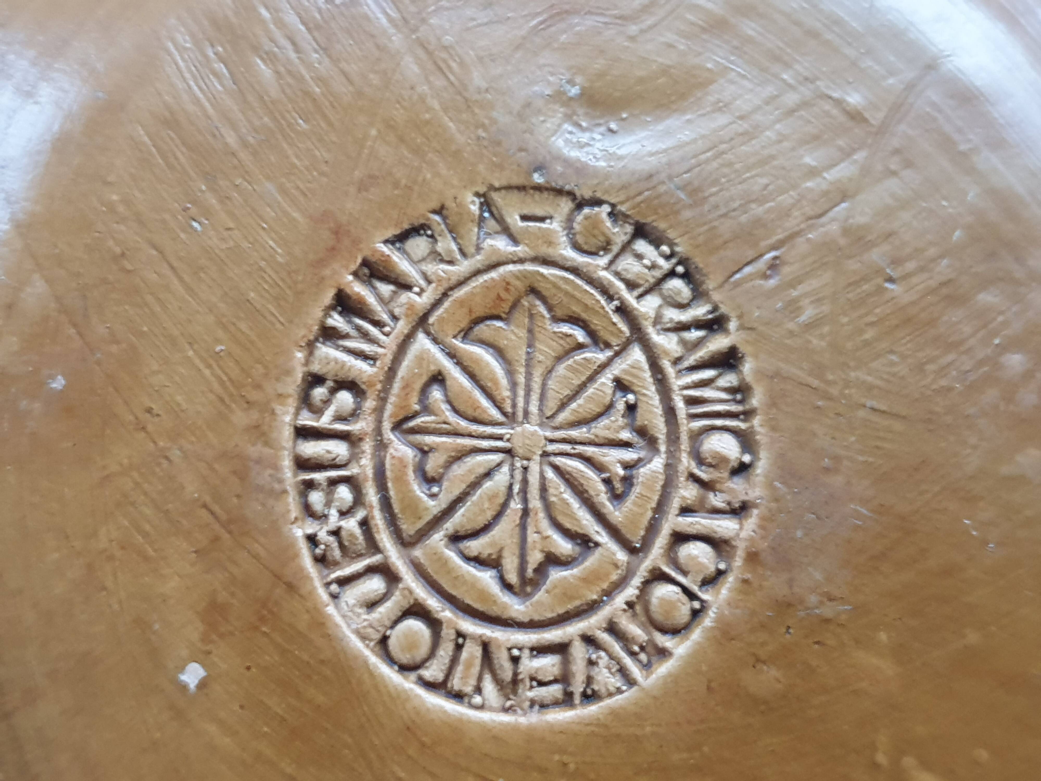 Empty ceramic sun pocket signed Jesus mariq