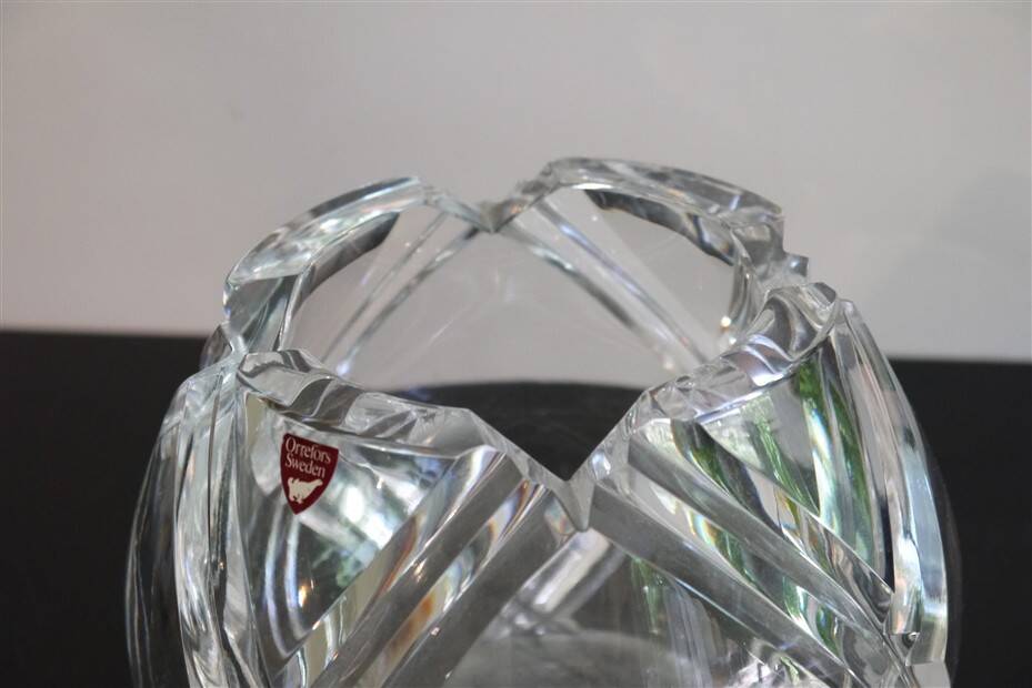 Vase suédois en cristal Orrefors 1960
