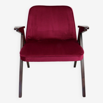 Fauteuil framboise bordeaux par józef chierowski