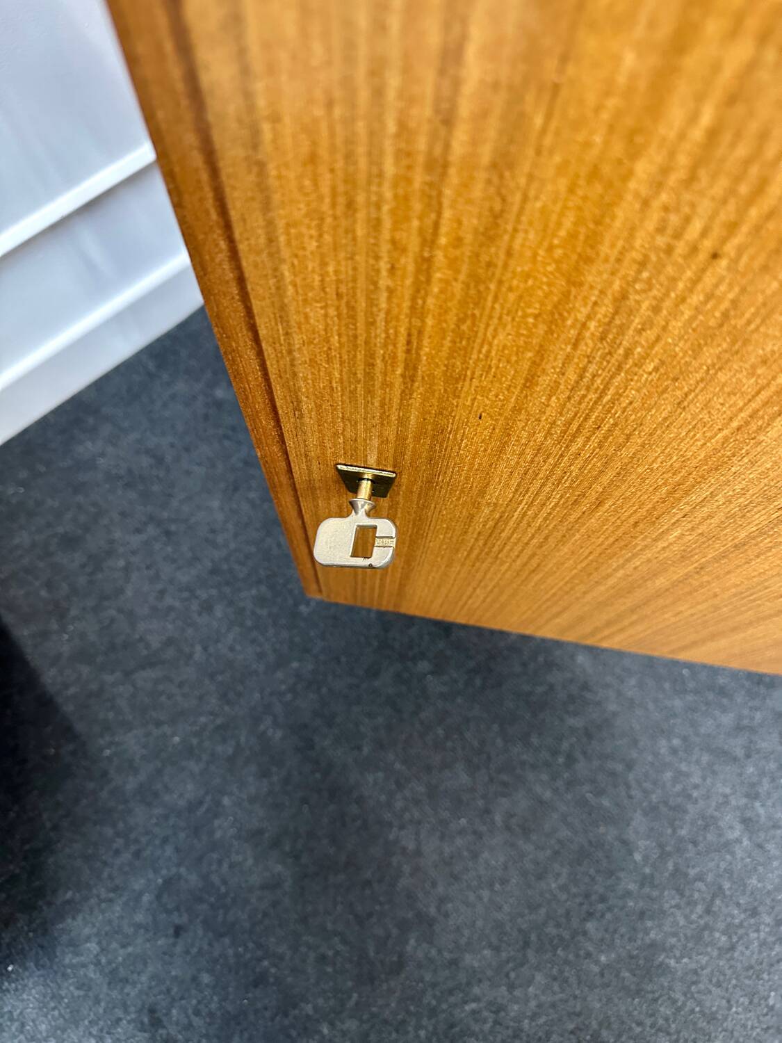 Vintage desk with spindle legs