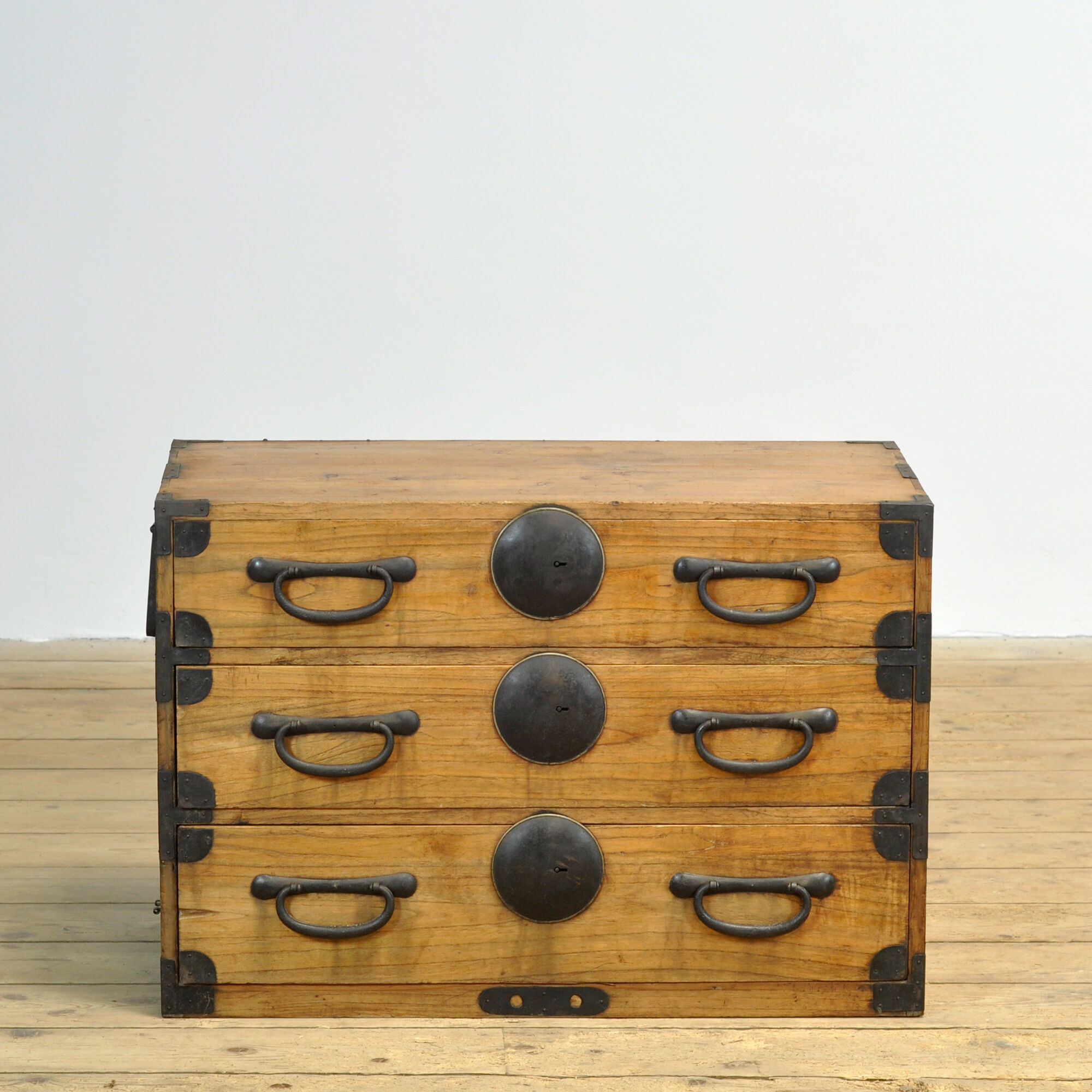 Japanese Tansu chest of drawers, circa 1870
