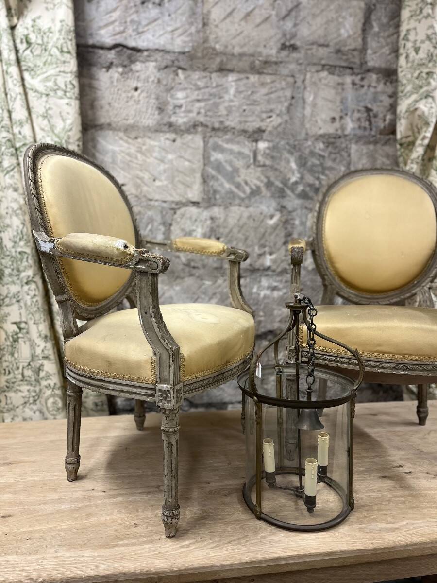 Pair of medallion armchairs