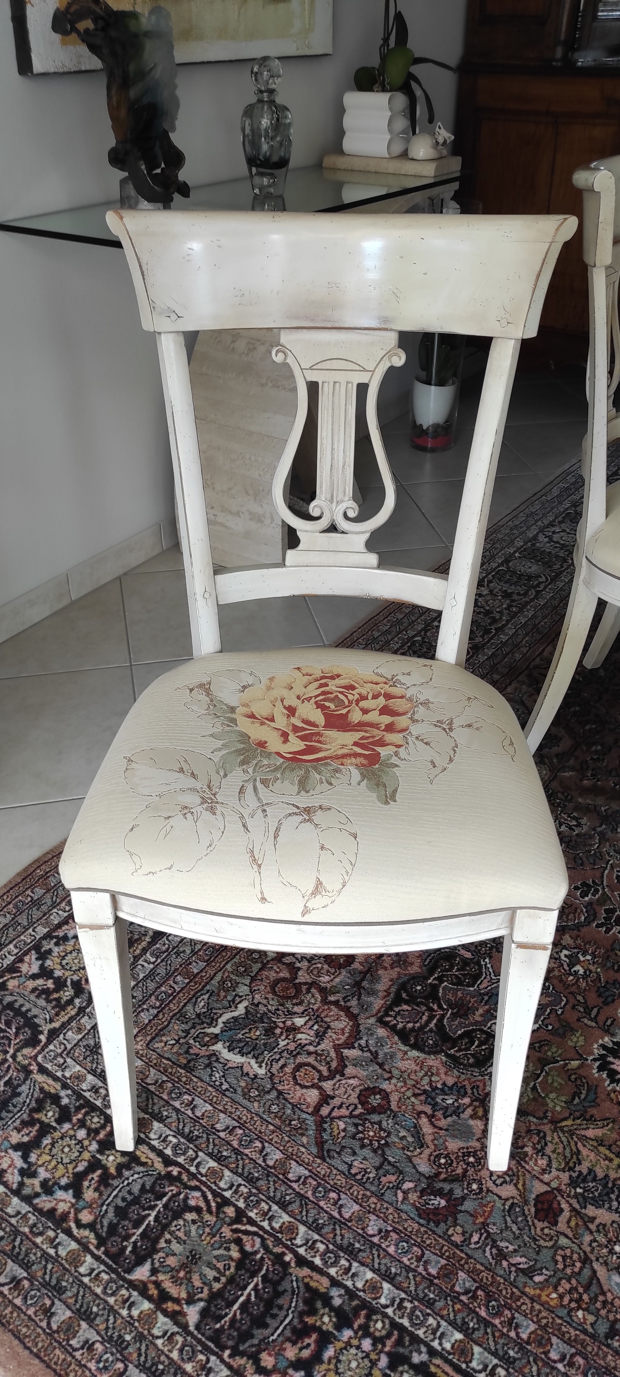 6 contemporary chairs for dining room.