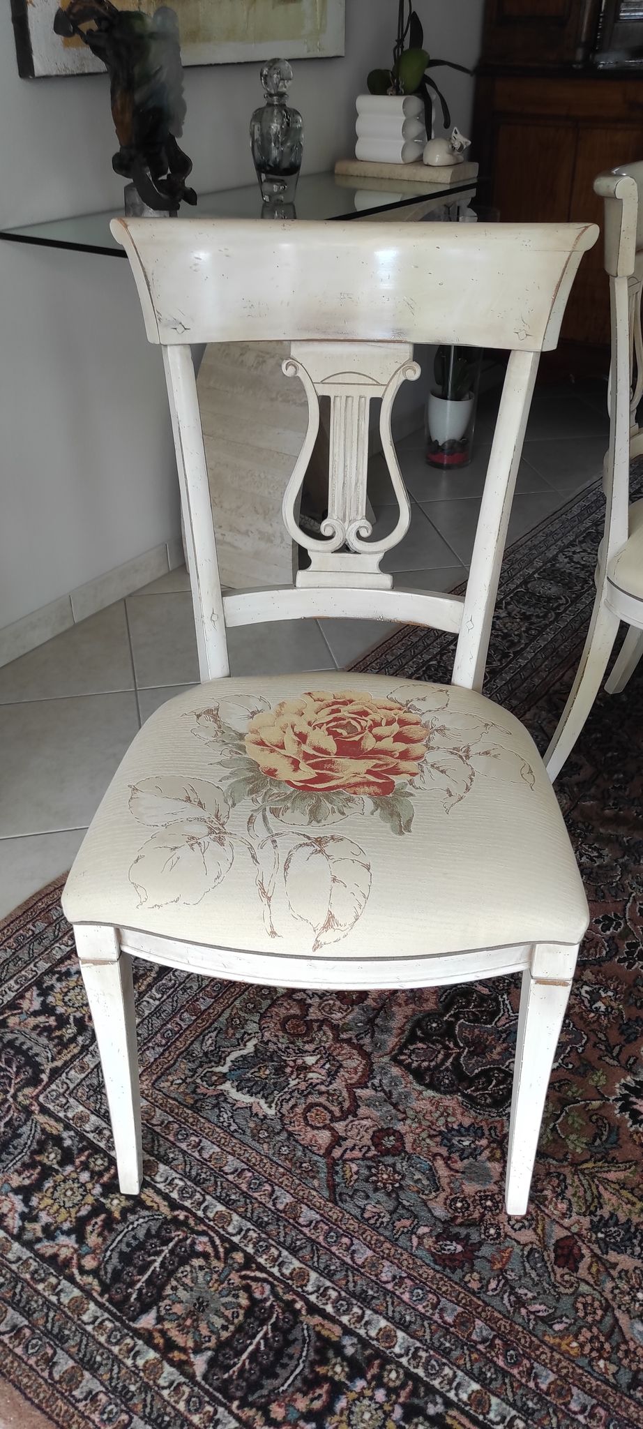 6 chaises contemporaine pour salle à manger.