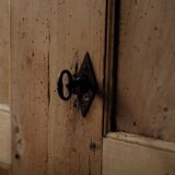 Petit meuble paysan en bois massif, vers 1900