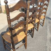 Série de 4 chaises en chêne à haut dossier