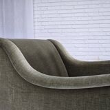 Canapé 2 places danois des années 1970, velours vert, bois de hêtre.