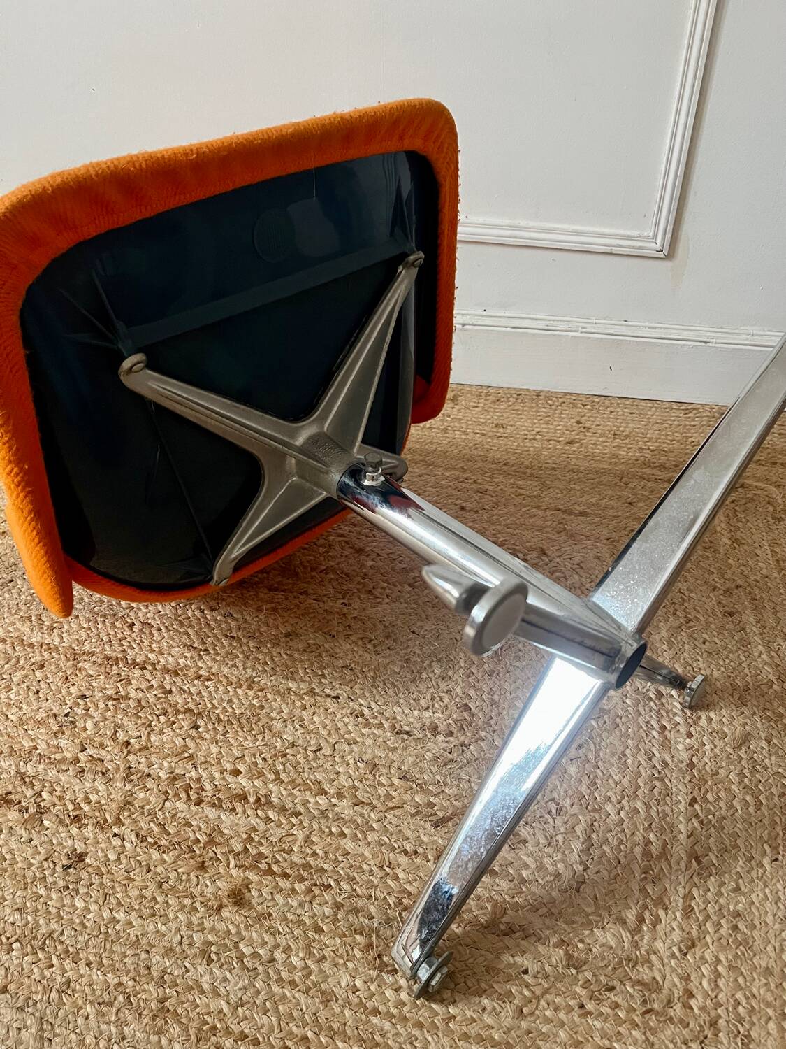 Robin Day swivel chair, 1970s
