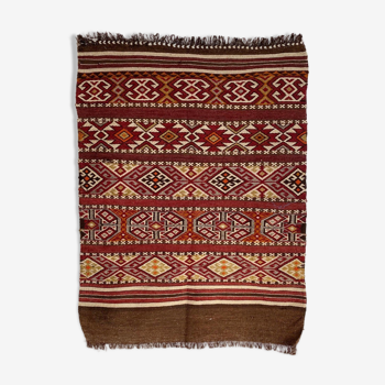 Turkish vintage kilim in hand-woven wool 121x87 cm