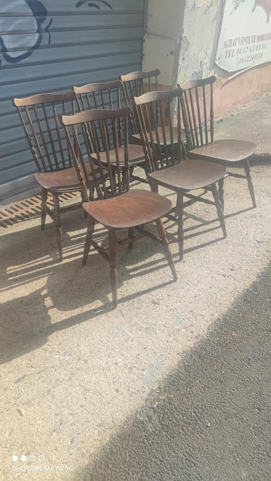 Set of 6 "Menuet" model chairs by Baumann circa 1960