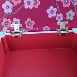 Footrest with storage.