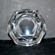 Faceted cut crystal ashtray signed SAINT-LOUIS