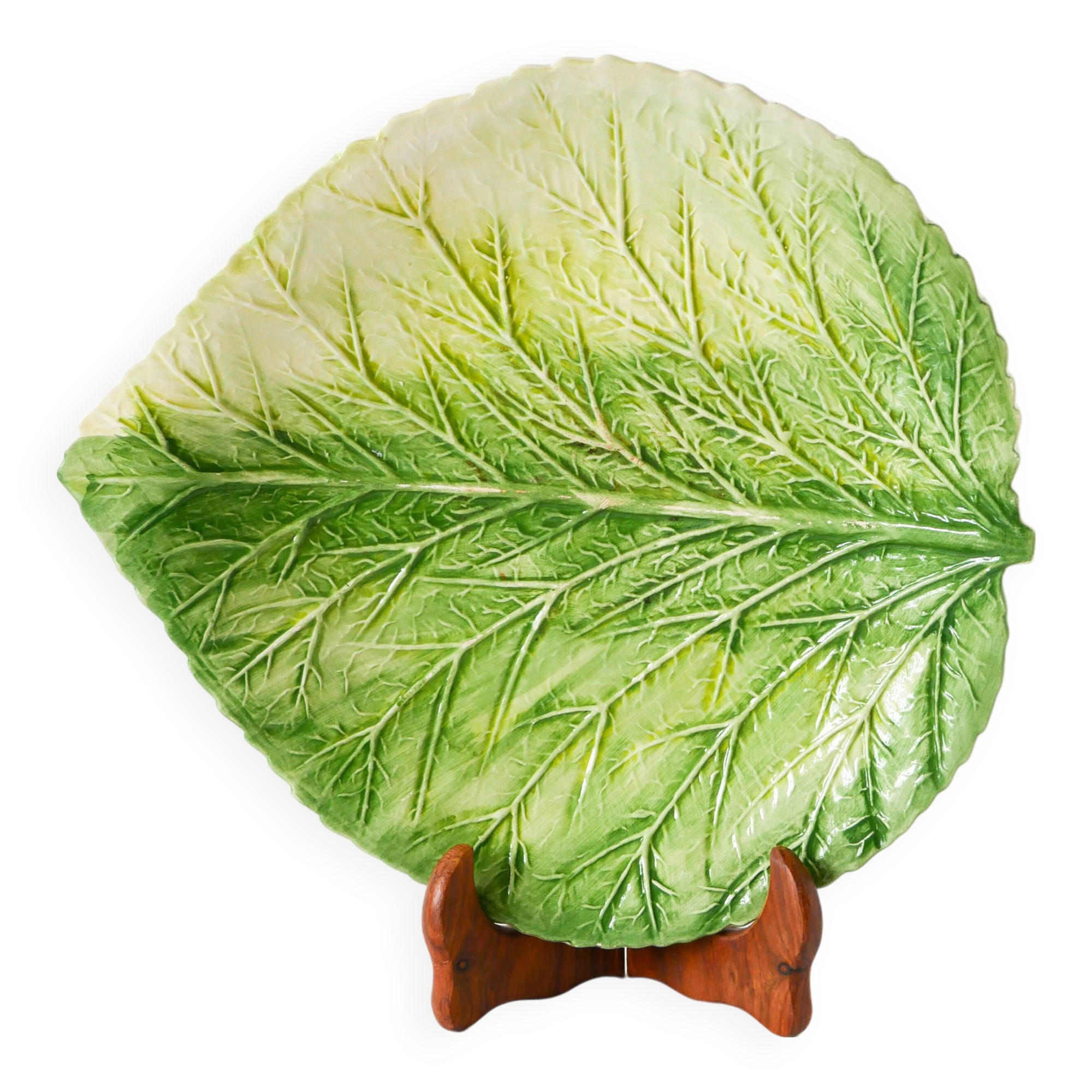 Large slip dish / cup, Leaf model, Signed, 1970