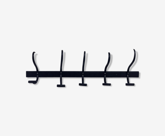 Black wooden paters