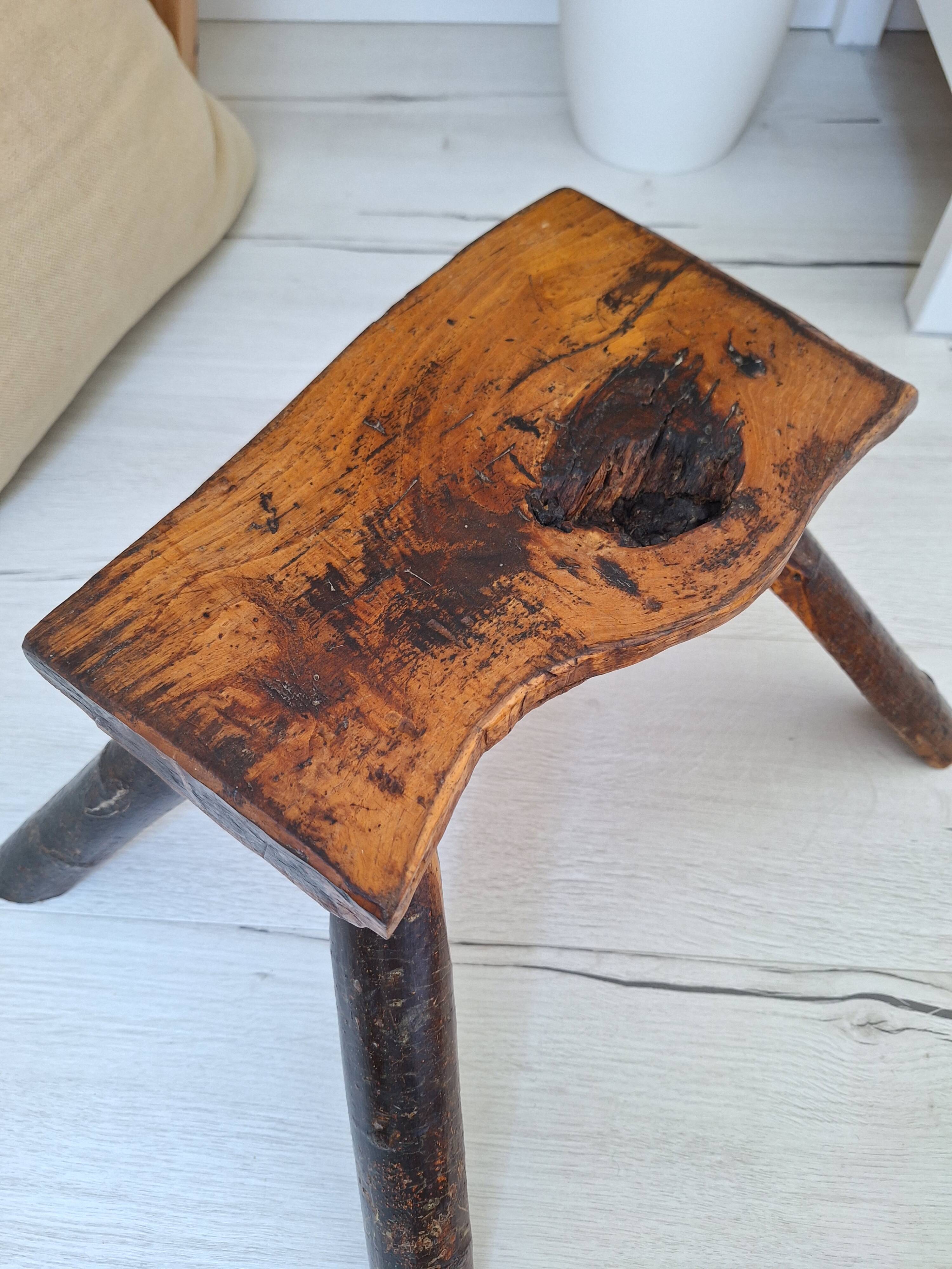 Tabouret de traite brutaliste