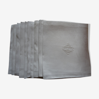 Lot de 10 serviettes monogrammées AD