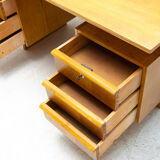 Bureau en bois de hêtre du milieu du siècle, années 1970, Tchécoslovaquie