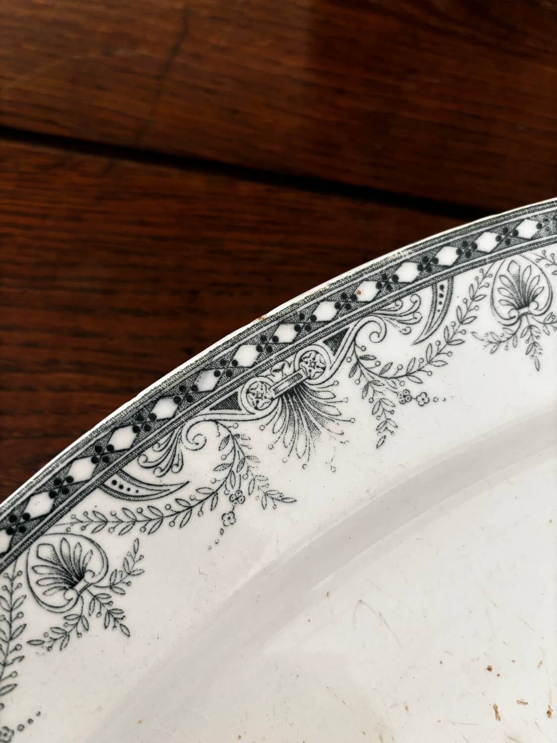 Flat iron earth mill of the wolves Wilbur