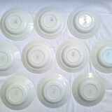 10 Amandinoise soup plates with blue oak leaves