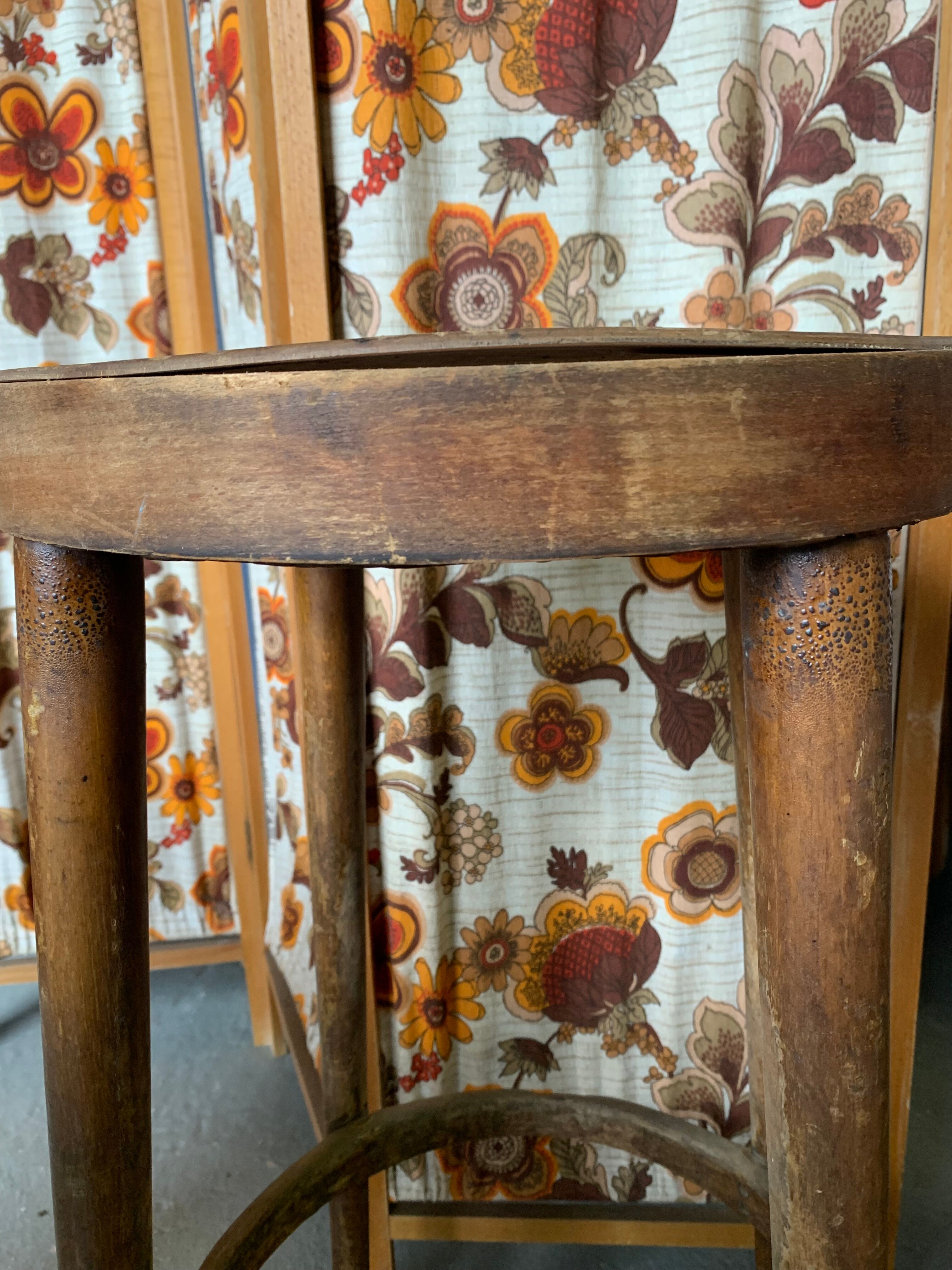 Curved high stool